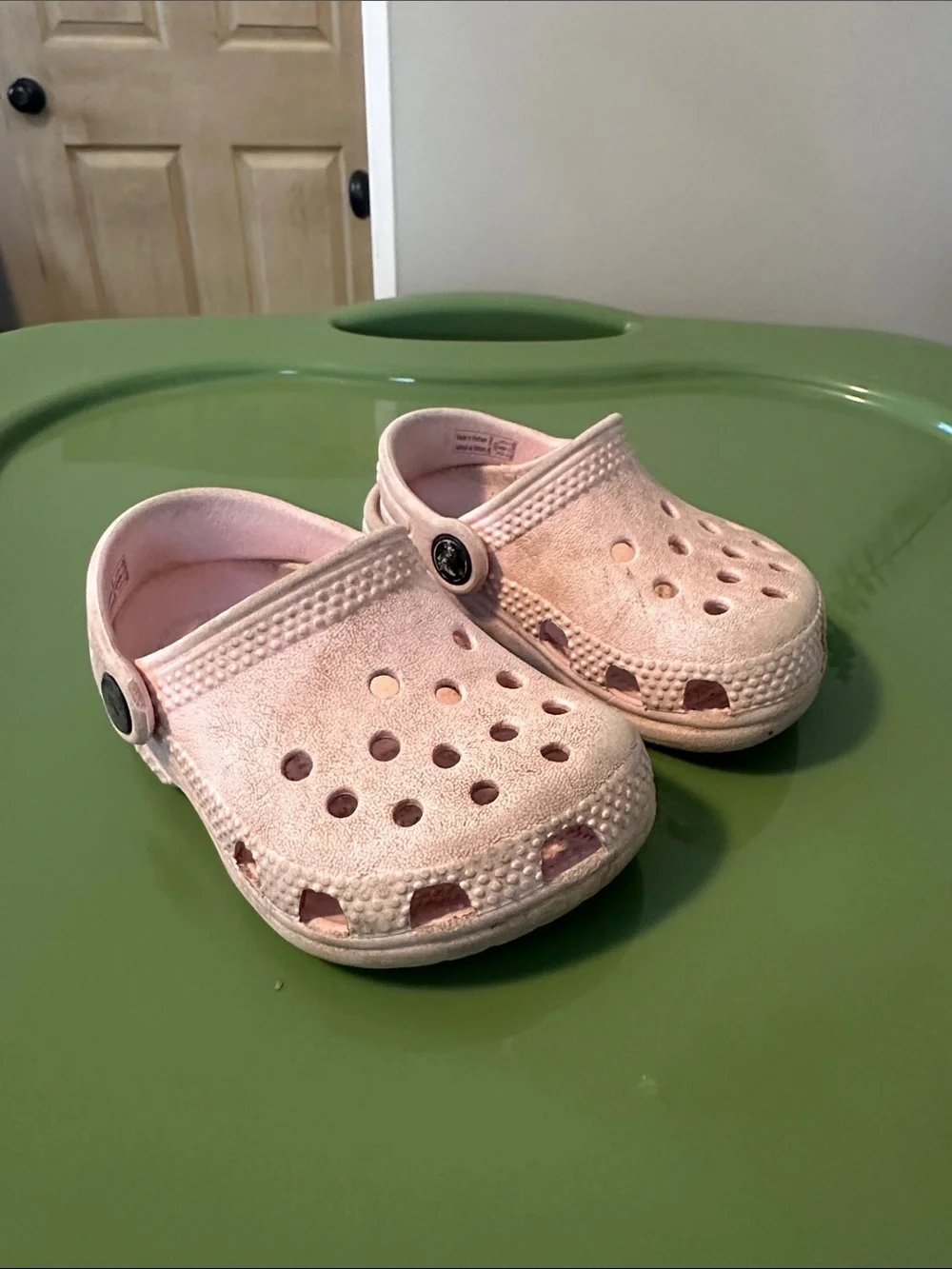 CROCS Kids Light Pink Classic Clog with Heel Strap